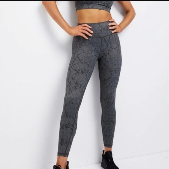 All Fenix New Navy Snake 7/8 Leggings large - Picture 1 of 4